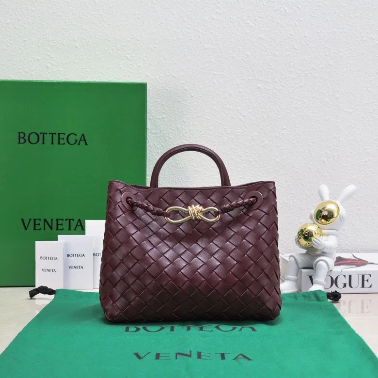 Small wine red